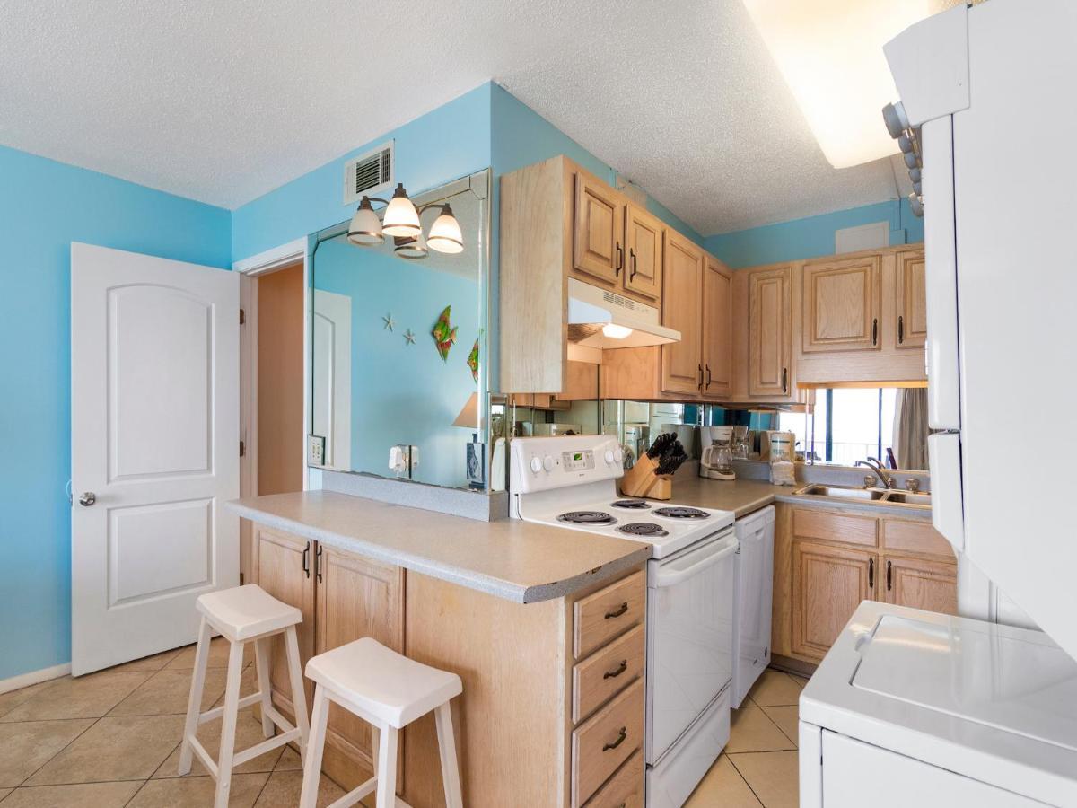 Summit 1231, 1 Bedroom, Sleeps 6, Beachfront, Wi-fi * Panama City Beach