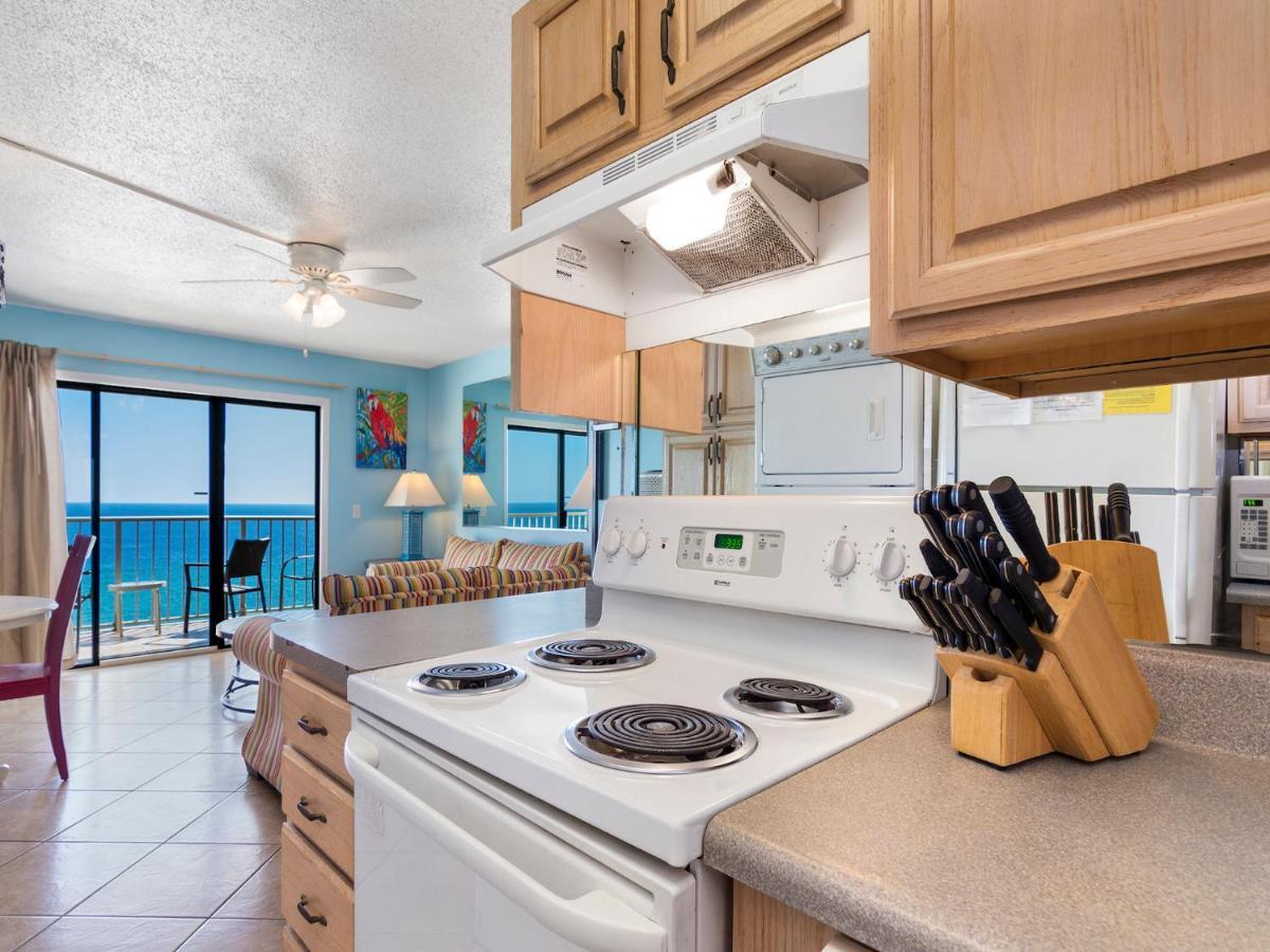 Apartment Summit 1231, 1 Bedroom, Sleeps 6, Beachfront, Wi-fi *
