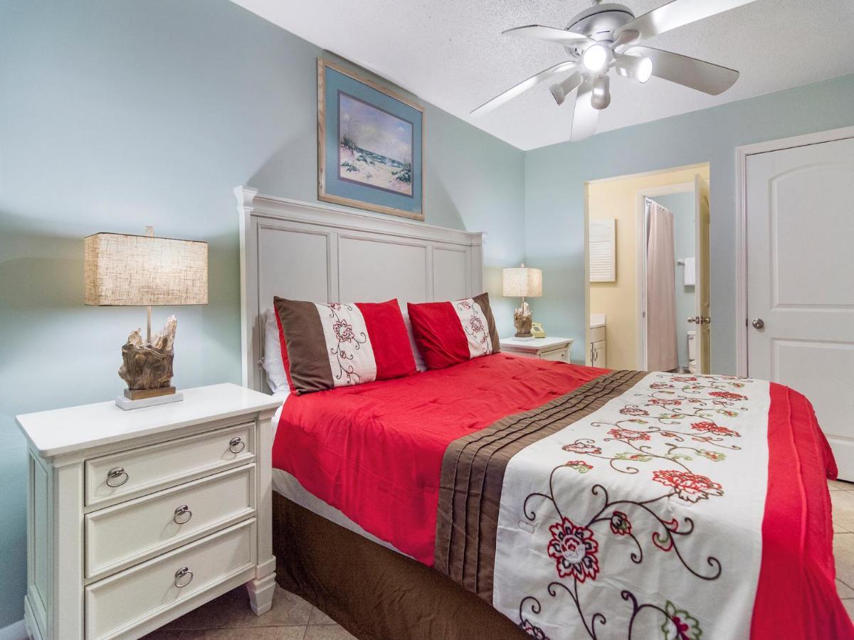 Apartment Summit 1231, 1 Bedroom, Sleeps 6, Beachfront, Wi-fi *